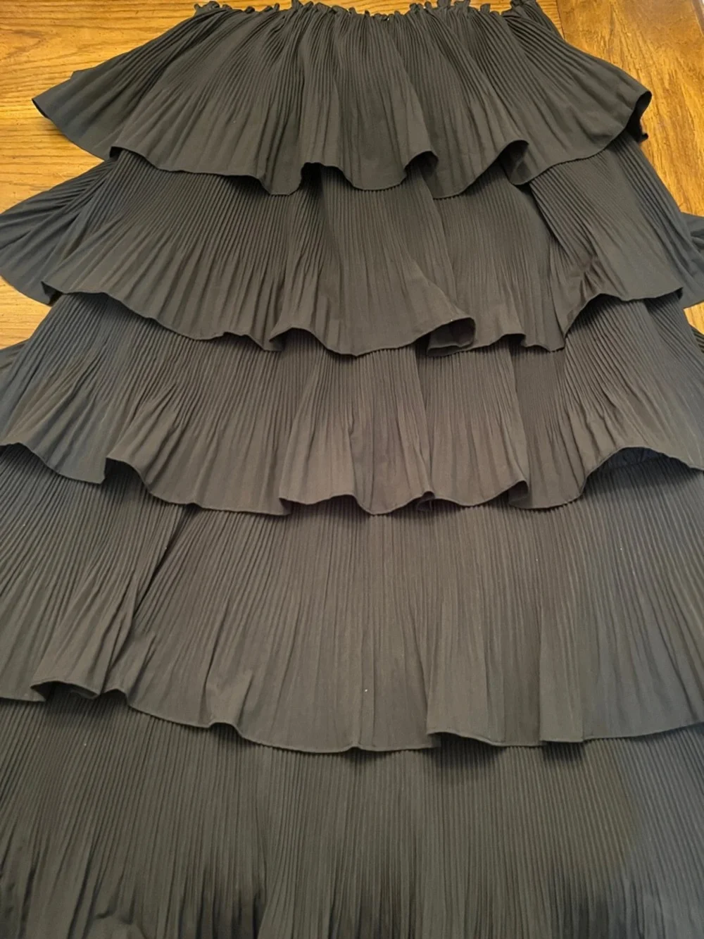 Mare Mare Anthropologie Tiered Pleated Black Maxi Skirt, size 2X - Picture 1 of 9